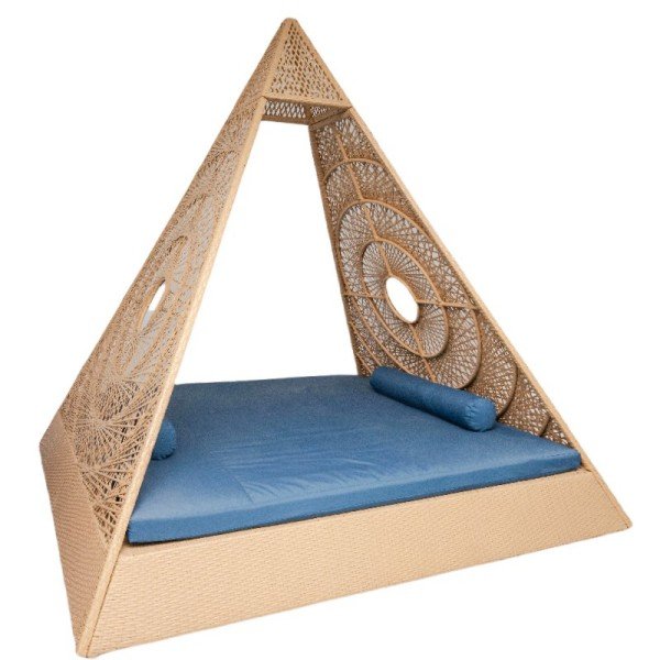 2.Rattan Outdoor Canopy Daybed Stylish Rattan Lounge Chair